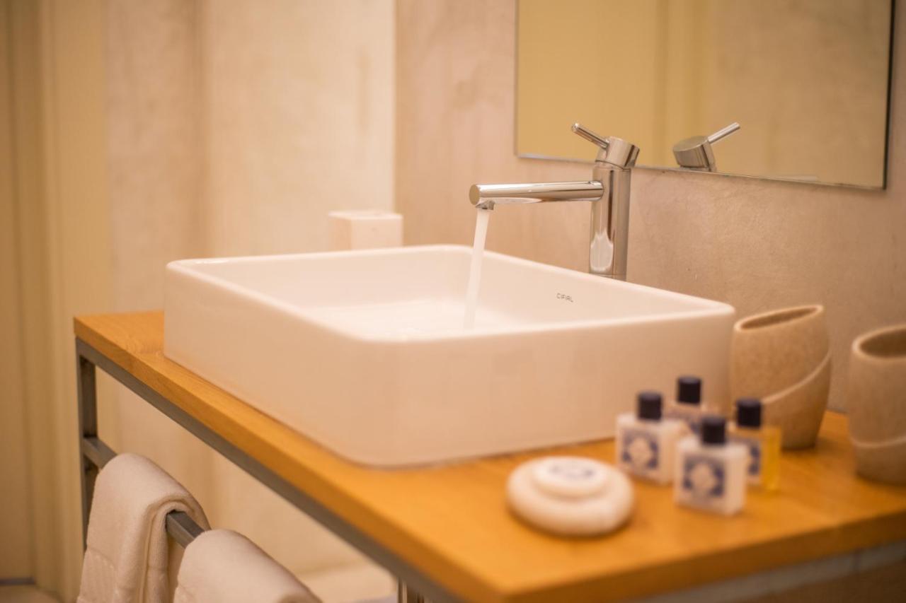 Paraiso Garden Suite--- Spacious & Downtown OOporto Esterno foto
